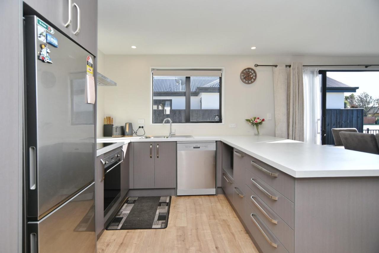 Thomas Townhouse - Christchurch Holiday Homes Экстерьер фото